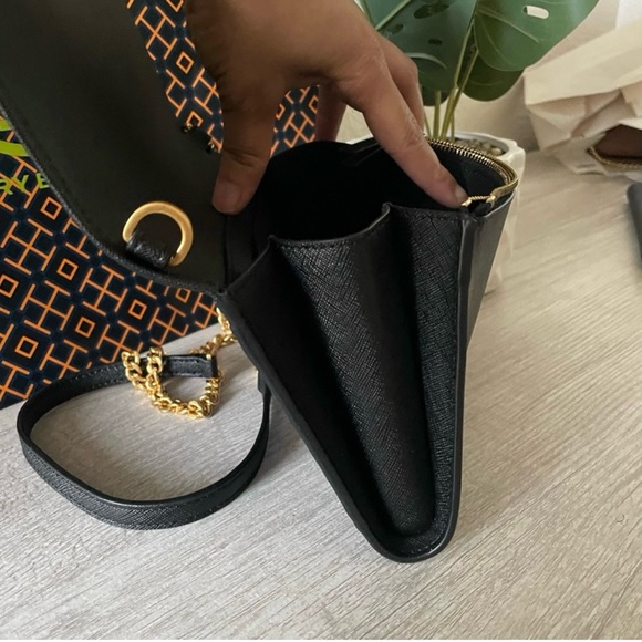 New, authentic Emerson chain wallet - Picture 6 of 13